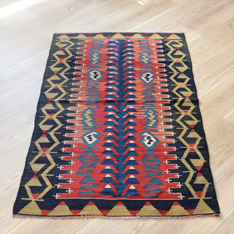 Rakuten - 【15%OFFクーポン対象】オールドキリム エシュメ 136×83cm 生命の樹と雄羊の角