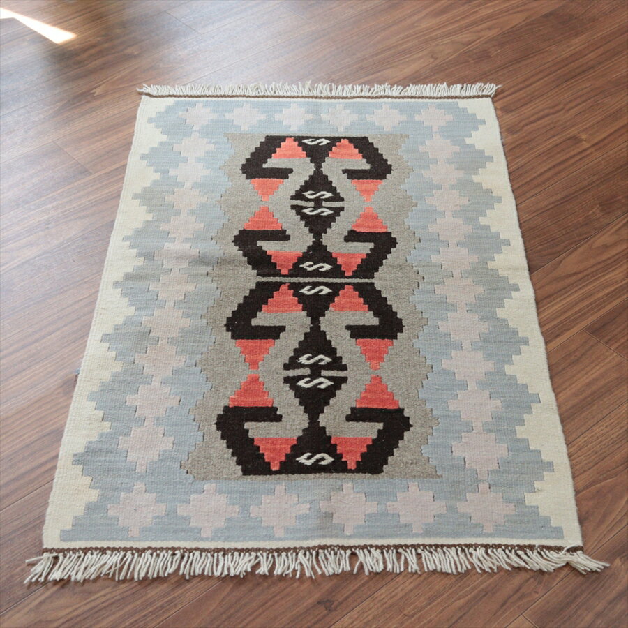 Rakuten - 【15%OFFクーポン対象】カイセリ産手織りキリム グレー 119×75cm 雄羊の角 トルコの手織りラグ