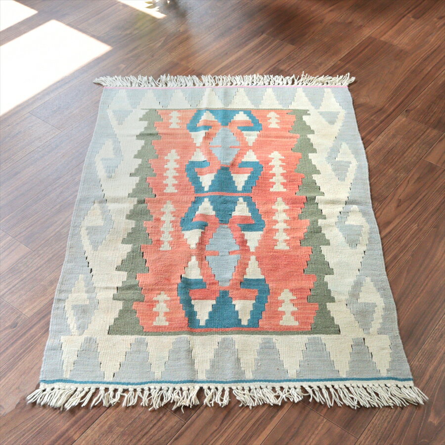 【15%OFFクーポン対象】カイセリ産手織りキリム 雄羊の角 113×81cm パステルカラー トルコの手織りラグ