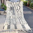 モロッコラグ　アジラル Aziral moroccan rug 255×140cm モノトーン　抽象的な模様