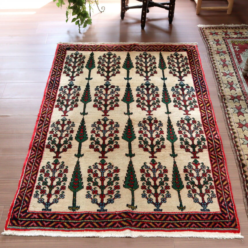 Rakuten - 【15%OFFクーポン対象】トライバルラグ 手織り絨毯 トルコ 149×108cm ニーデ　生命の木