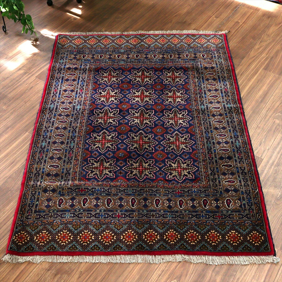 【15%OFFクーポン対象】イランの手織り絨毯 マシュハド 175×125cm 連なる幾何学模様