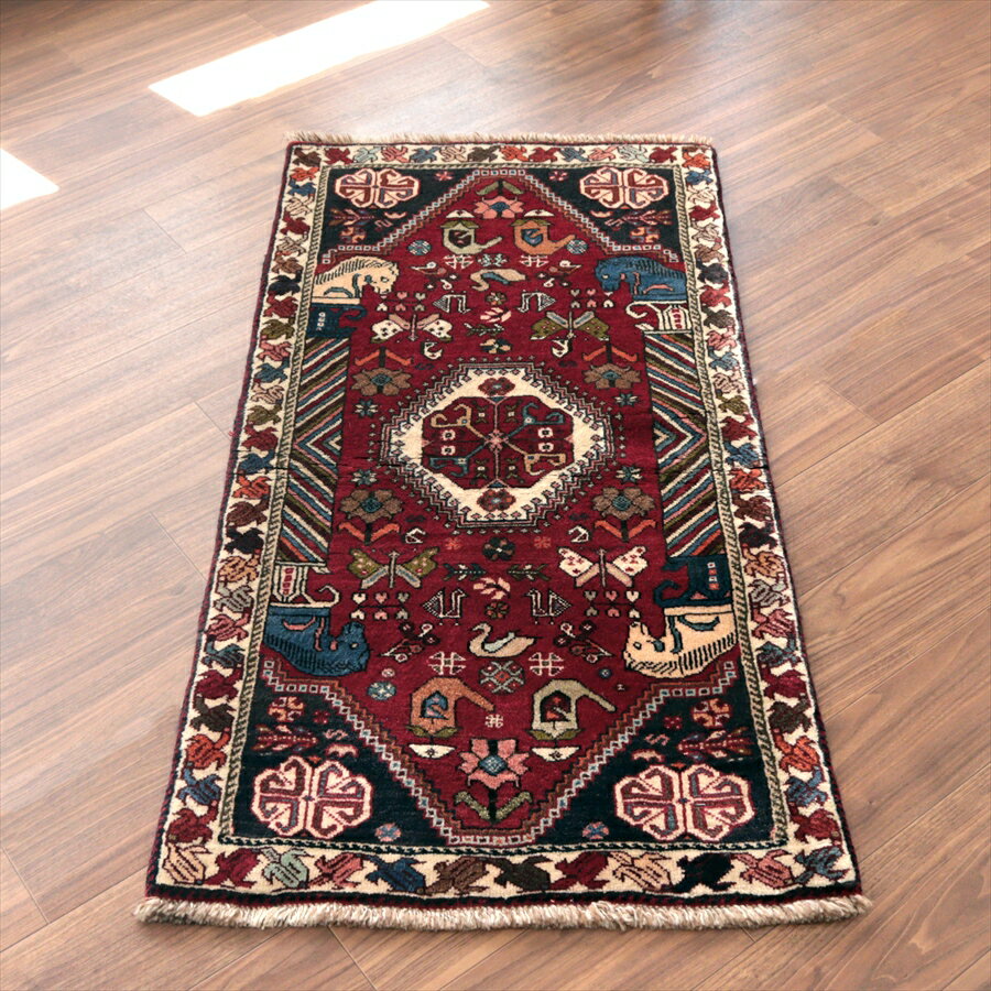 176 cm - 352 cm - 【15%OFFクーポン対象】赤い六角メダリオン 141×72cm 部族絨毯 イランの手織りラグ