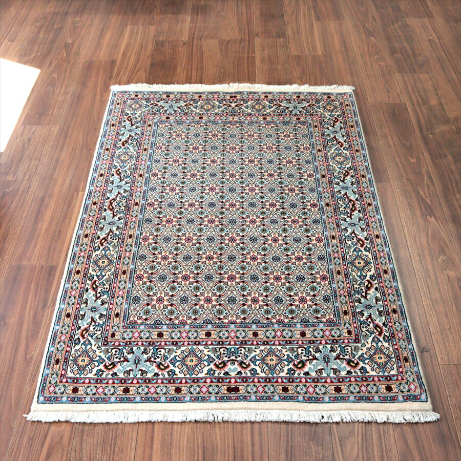 Rakuten - 【15%OFFクーポン対象】ペルシャ絨毯 ビルジャンド 147×99cm 連なる花のデザイン アイボリー 手織りラグ