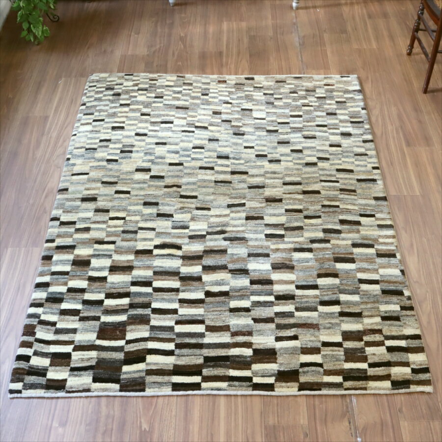 【15%OFFクーポン対象】ギャッベ シューウリ　 193×152cm モノトーン　モダンなタイルデザイン