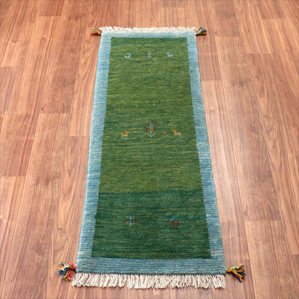 Rakuten - 【15%OFFクーポン対象】ギャッベ　プリミティブで素朴なデザイン 150×53cm グリーン　ランナー