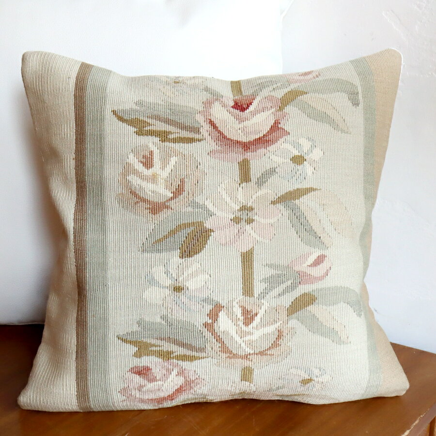 Rakuten - 【15%OFFクーポン対象】オールドキリムクッションカバー　40cm /Old Kilim Cushion ルーマニア　ベージュ