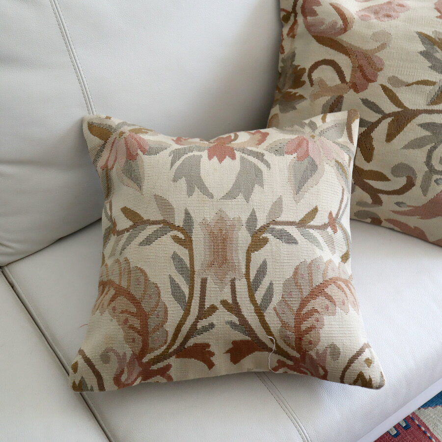オールドキリムクッションカバー 40cm /Old Kilim Cushion ルーマニア ベージュ [2]