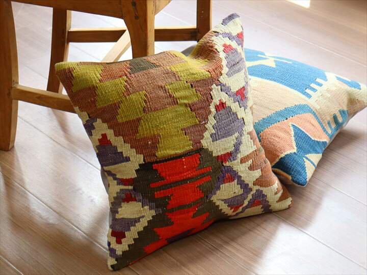 オールドキリム クッションカバー 40×40cm ジグザグのダイヤ・イーブルアイとドラゴンの爪 Old Kilim Cushion [2]