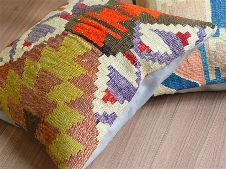 オールドキリム クッションカバー 40×40cm ジグザグのダイヤ・イーブルアイとドラゴンの爪 Old Kilim Cushion [3]