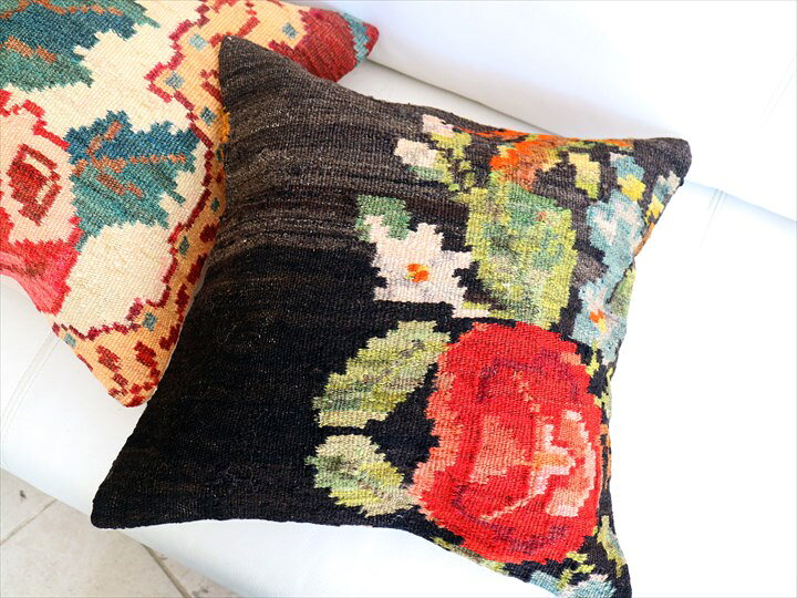 オールドキリム クッションカバー 40×40cm モルダヴィア Old Kiilim Cushion [3]