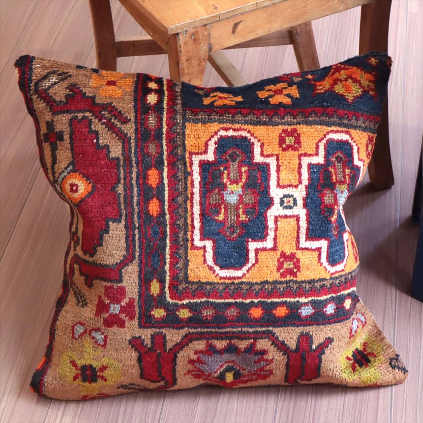 【15%OFFクーポン対象品】クッションカバー ヴィンテージラグクッション 51×50cm トルコ絨毯 カイセリ地方