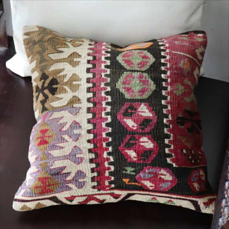 【15%OFFクーポン対象】オールドキリム クッションカバー40×40cmカイセリ地方 チフカナットキリム