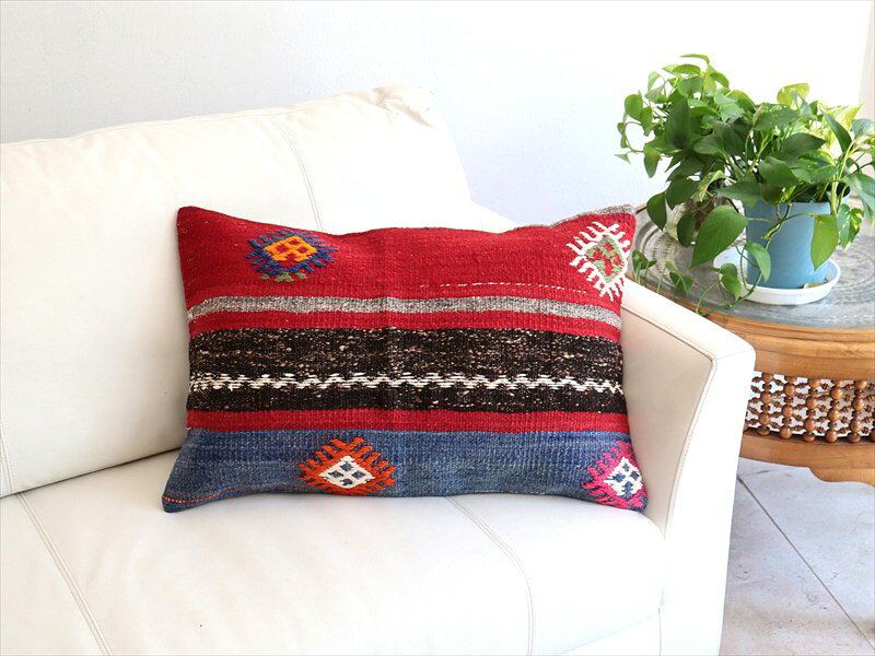 【15%OFFクーポン対象】オールドキリムクッションカバー 長方形サイズ 59×39cm ア...