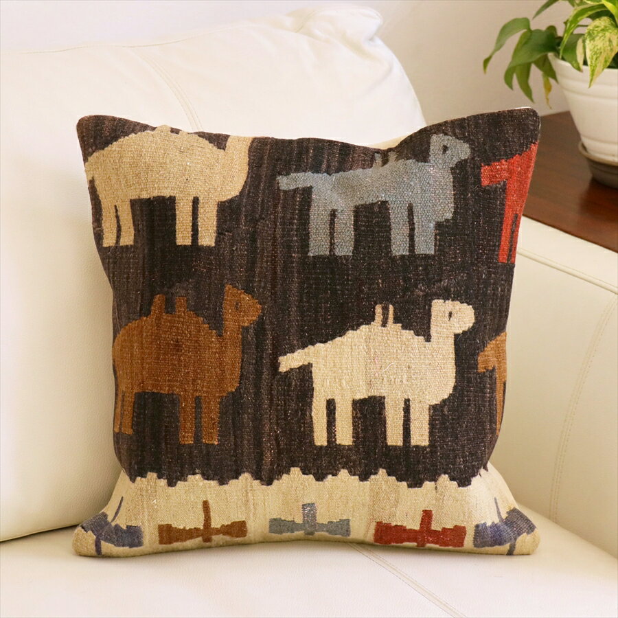 オールドキリムクッションカバー　40cm角サイズ40×39cmシワス　ラクダ