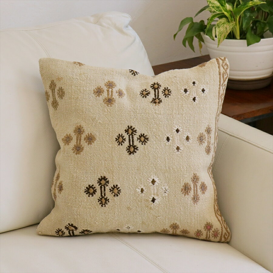 Rakuten - オールドキリムクッションカバー　40cm角サイズ40×39cmクリーム色　ジジム　Sivas Old Kilim