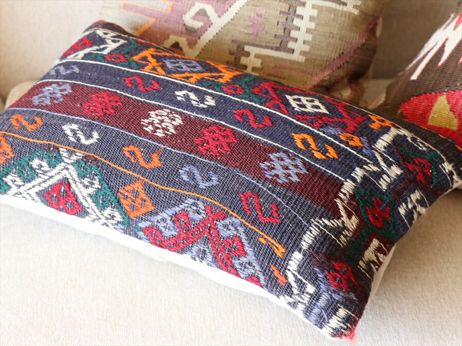オールドキリムクッション・長方形 Turkish Old Kilim Cushion 50×30cm