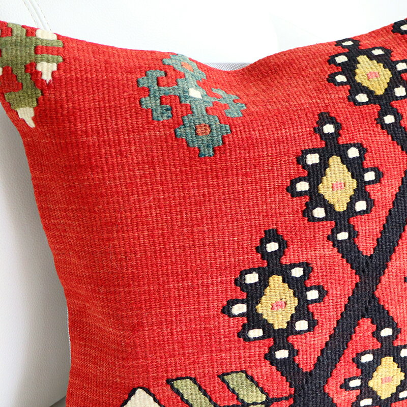 オールドキリムクッションカバー 40cm Old Kilim Cushion生命の樹・シャルキョイ