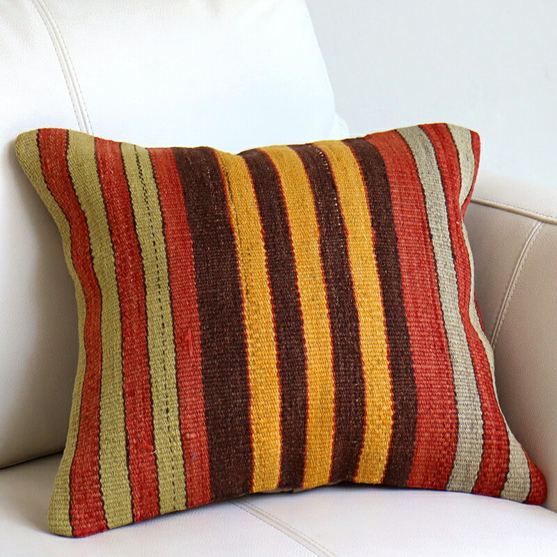 【15%OFFクーポン対象品】オールドキリム クッションカバー 37×35cmシワス Turkish Old Kilim Cushion