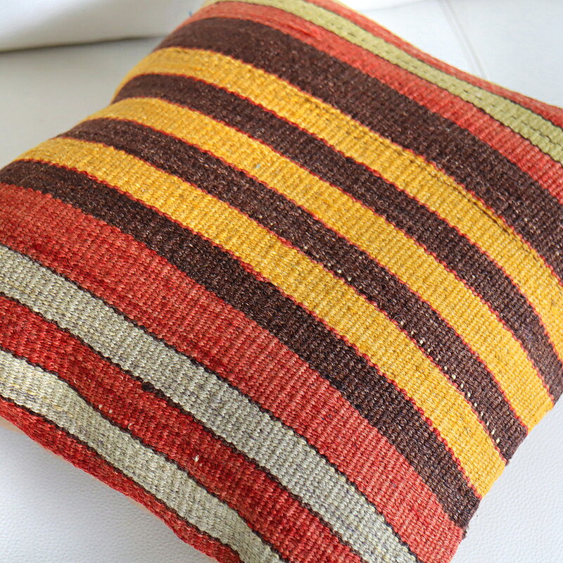 オールドキリム クッションカバー 37×35cmシワス Turkish Old Kilim Cushion [2]