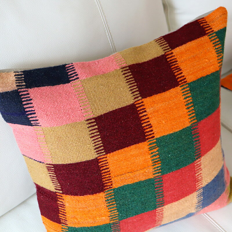 オールドキリム クッションカバー 40cm Old Kilim Cushion カラフルなグリッド OUTLET・サービス品 [2]