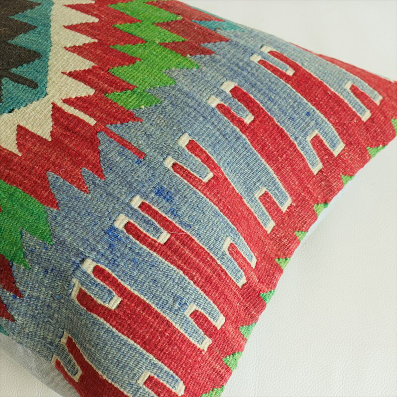 ガラタバザール(キリム&ラグ)のオールドキリム 40cm角クッションカバー 40×40cm エシュメ Old Kilim Cushion｜アングル2