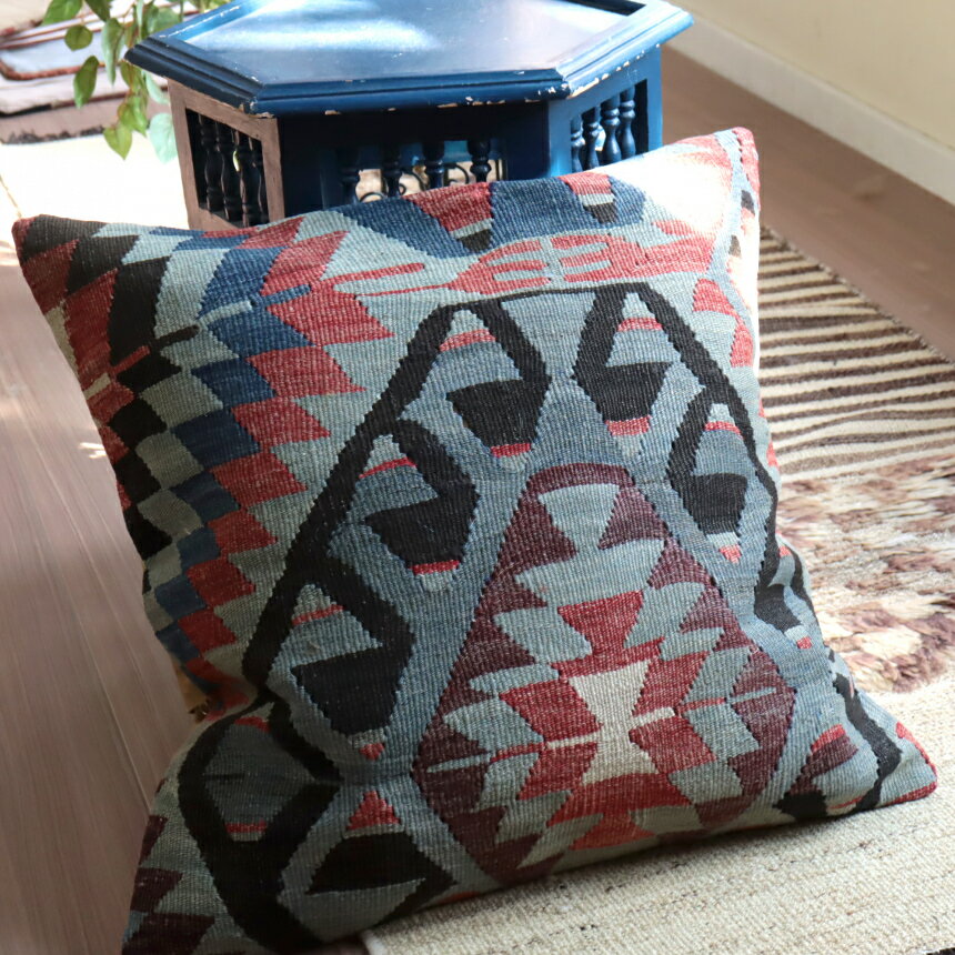 【15%OFFクーポン対象品】キリムクッションカバー 60cm オールドキリム59×59cmヴィンテージラグ トルコ エシュメ地方