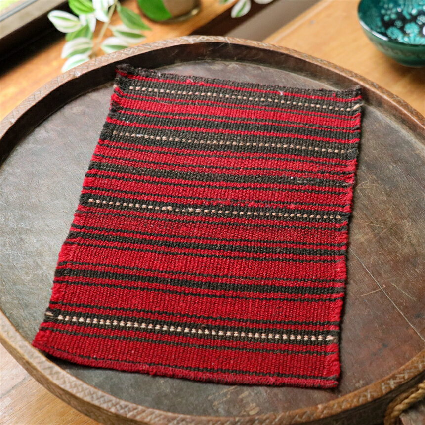 Rakuten - イランの古いテント布・ガジャリキリム 20×31cm ジャジム カットピース