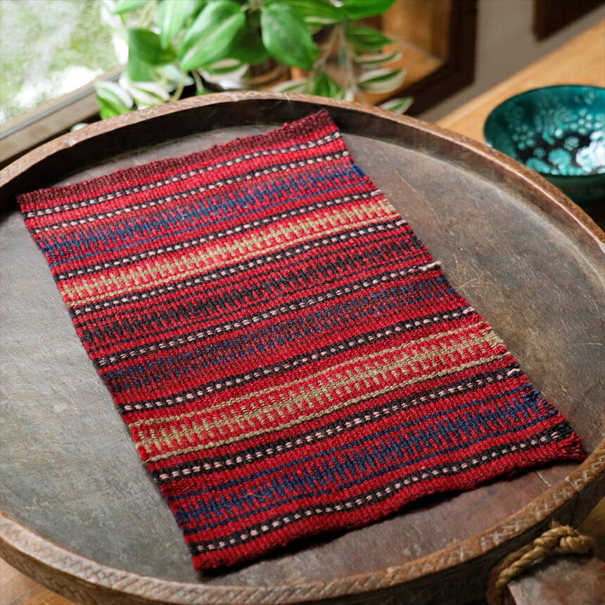 Rakuten - イランの古いテント布・ガジャリキリム 19×32cm ジャジム カットピース