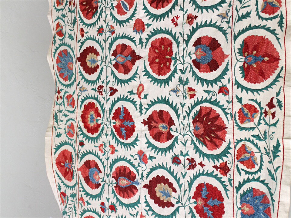 【15%OFFクーポン対象】スザンニ刺繍・アン...の紹介画像2