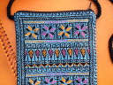 パレスチナ刺繍のポシェット 緻密な刺繍 ブルー 2
