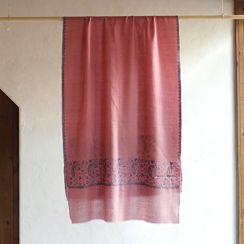 手織りのカシミアストール/細かな刺繍 大判サイズ 202x71cm ピンク/ペイズリーとつる草と花
