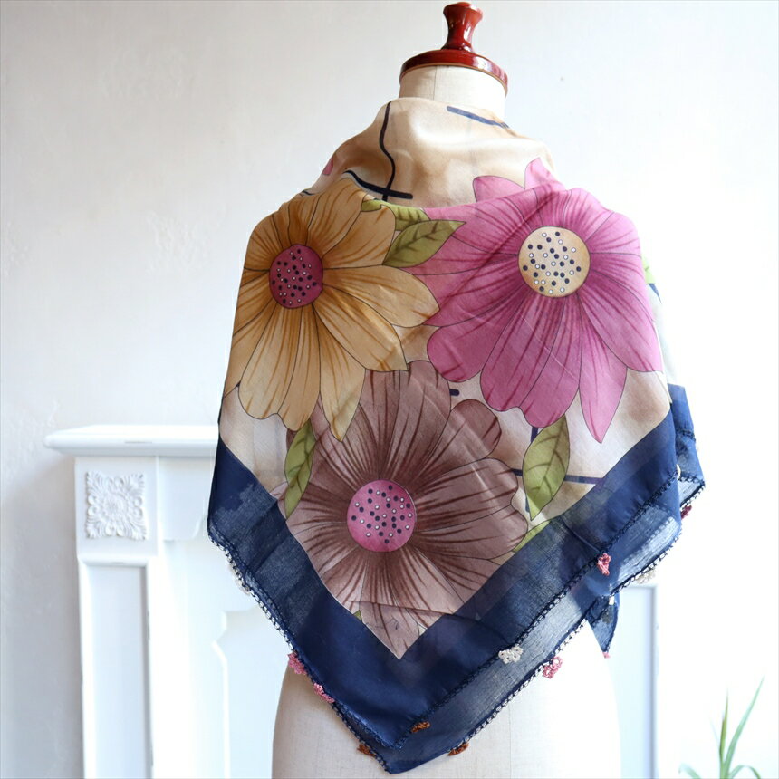 オヤ刺繍 コットンスカーフ レース編みの小花向日葵(ピンク・ブラウン・イエロー) カギ針編みのトゥ・オヤ