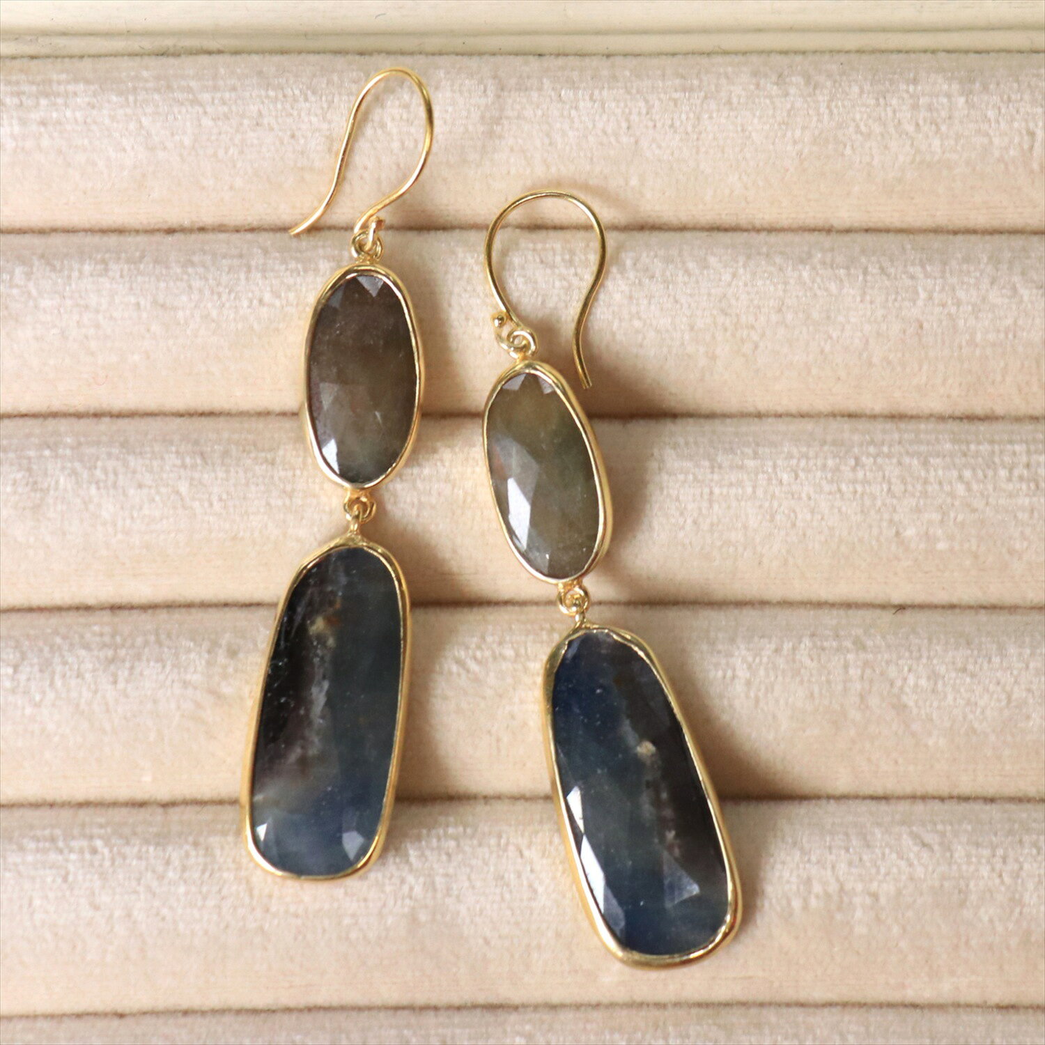 Tourmaline - 【10%OFFクーポン対象】ブルーサファイア 2粒のピアス シルバー925(18KGF) 【現品】sapphire & Silver earrings
