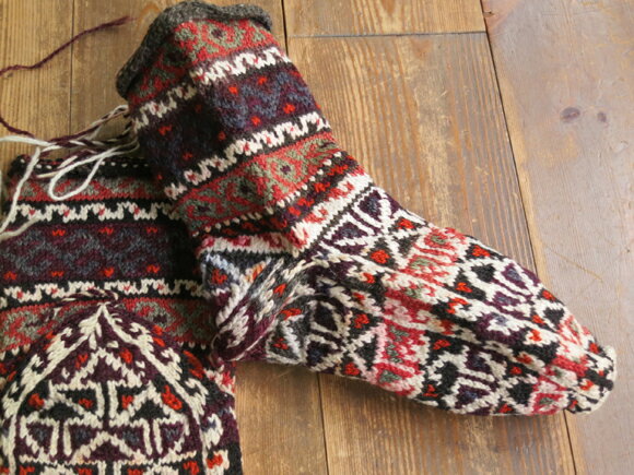 アンティーク・手編みウール靴下/バクティアリ族ブラウン＆オレンジ／伝統柄18cm