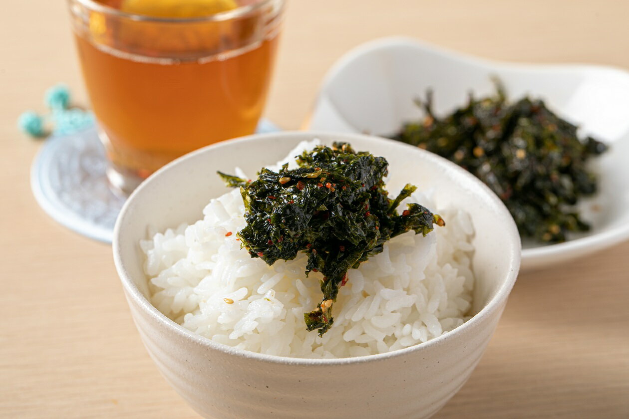 あおさ海苔キムチ（100g）ピリ辛味の生ふりかけ！ご飯に良く合います。【キムチ 韓国料理 お漬物 本場 本格 キムチ鍋 キムチチゲ ケジャン 激辛 冷麺 チャンジャ 辛い 訳あり 食品】 【冷蔵】