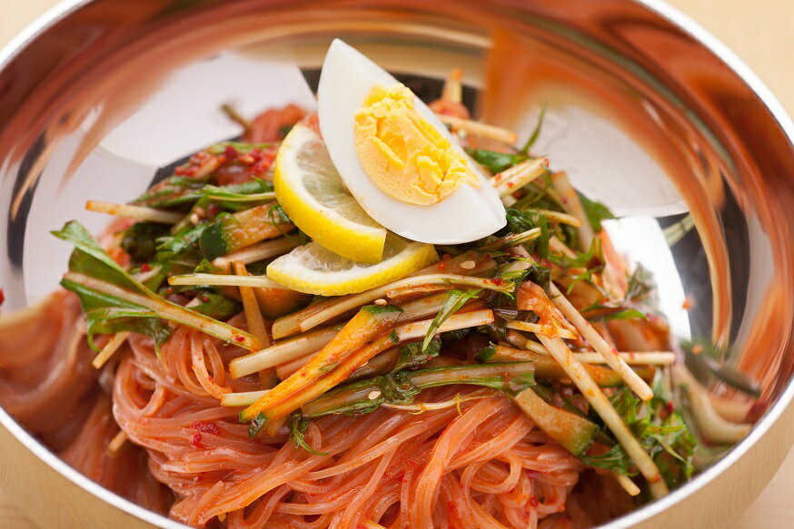 黄さんのピビン麺セット(1人前)甘辛・酸っぱい仕上げにしています【キムチ 韓国料理 お漬物 本場 本格 キムチ鍋 キムチチゲ ケジャン 激辛 冷麺 チャンジャ ...