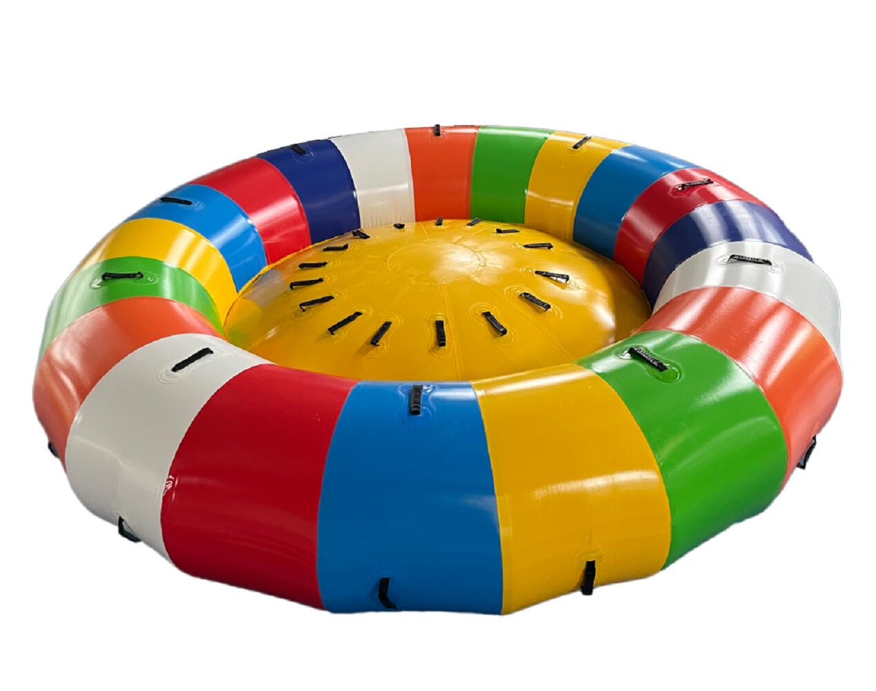 バナナボート6人乗り 空気入れスキー 水上を回転しながら走るハリケーンボード