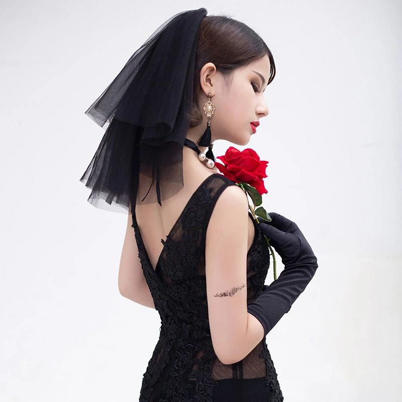 個性的 ウエディ クール系 ミニベール 結婚式 ブラック セクシー ショートベール ブラック ブラック ゴシック 髪飾りり 海外撮影