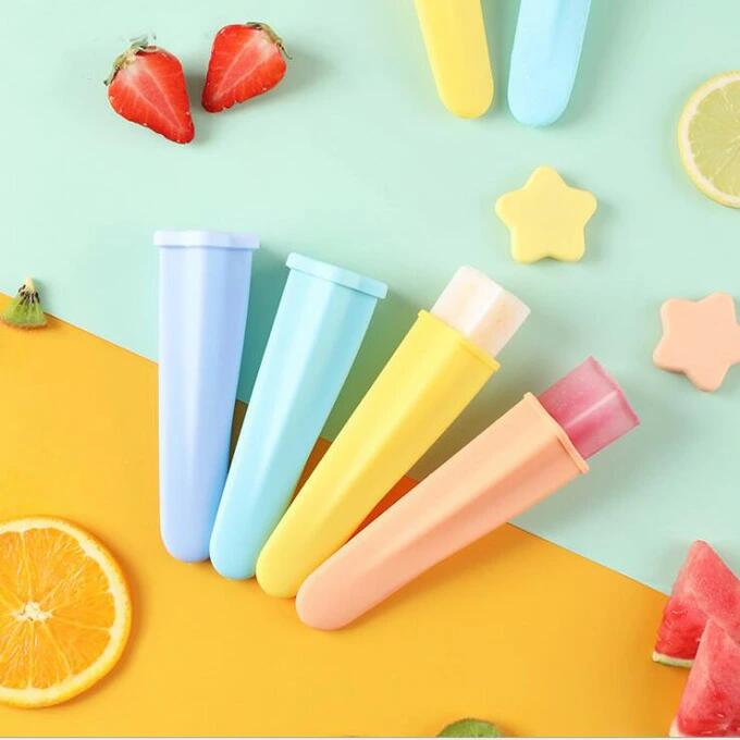 かわいい 製氷皿 DIY 蓋付き 氷型 製氷機 氷の容器 取り出しやすい 手作り簡単 製氷ツール シリコン 氷型 夏 製氷器 DIYモールド