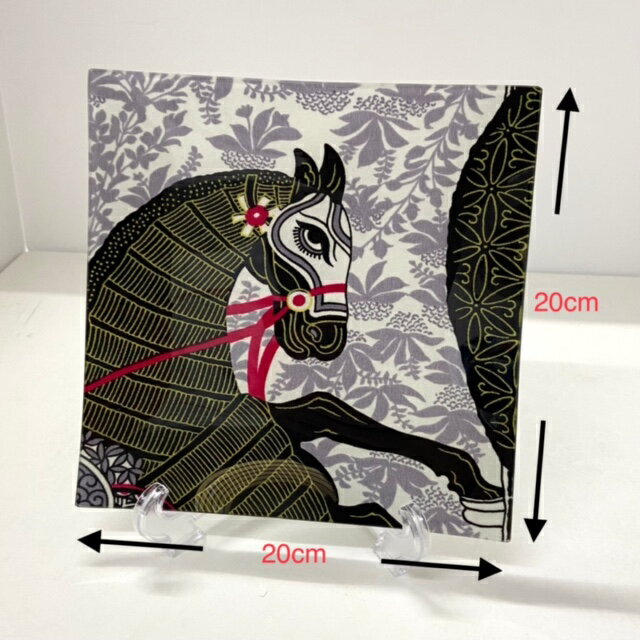 ガラス皿　飾り皿　当店オリジナル　20cm　角型　ポリエステル長襦袢生地使用　プレゼント　ギフト　記念品　オブジェ　インテリア　送料無料　ガラス製品　ガラス食器　お皿　食器