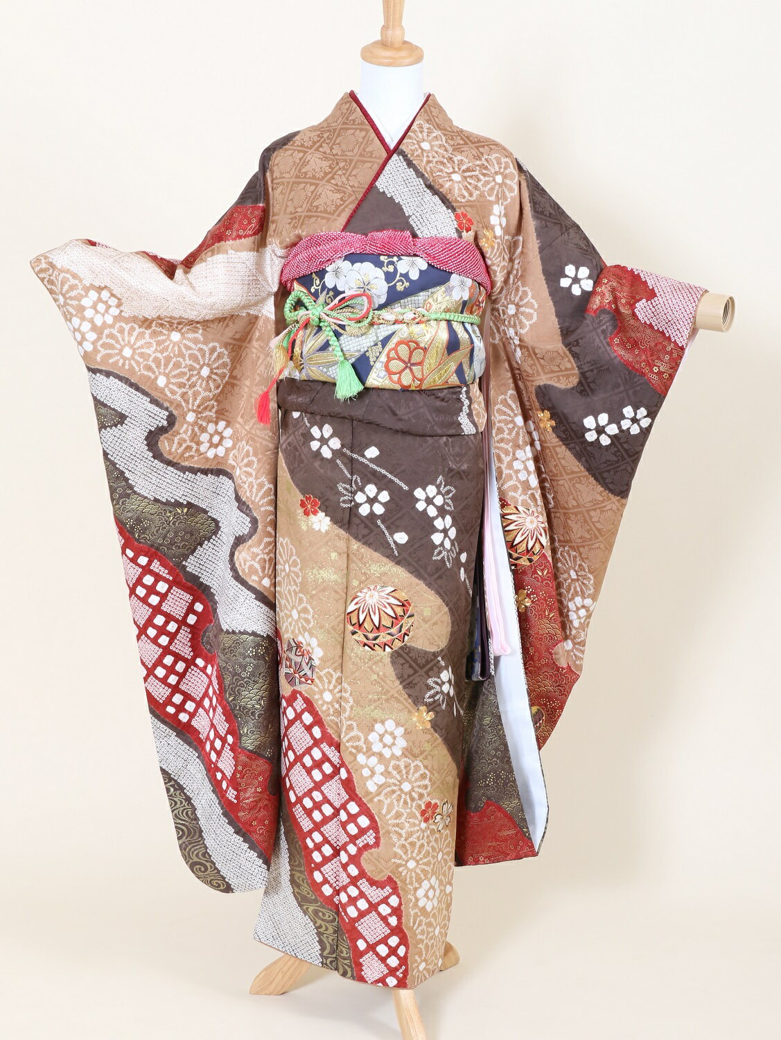 【レンタル 送料無料】　成人式　正絹振袖フルセット　　 「古典こげ茶流水染絞 振袖」〜二ヶ月間 レンタル可能〜