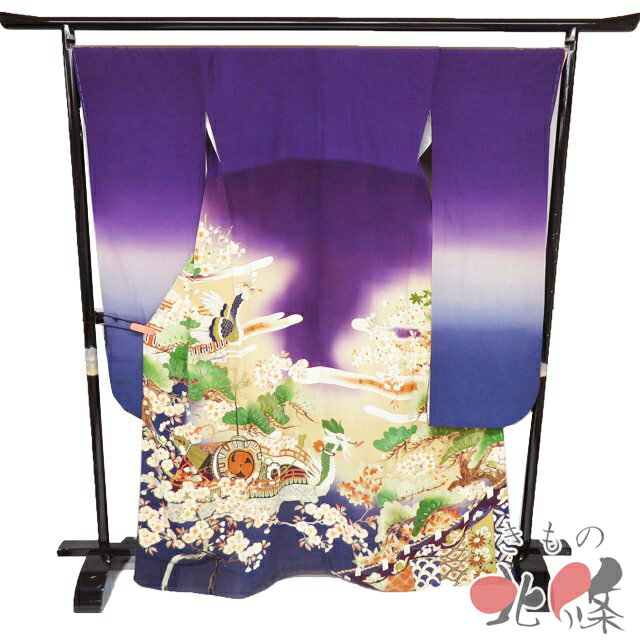 【 中古 】 引き摺り 引摺り 引きずり リサイクル着物 正絹 花鳥の図 鳳凰 楽器 紫色 多色 身 ...