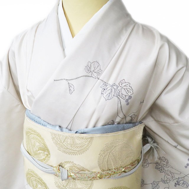 【 中古 】 特選 白山紬 リサイクル着物 正絹 袷 セミフォーマル 刺子 植物文様 青海波 灰白色 多色 身丈157.5cm 裄65cm M ワイド A1003-3 [ 和服 きもの 紬 普段着 kimono アウトレット 送料無料 きもの北條]