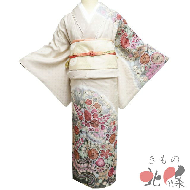 Rakuten - 【 中古 】 訪問着 リサイクル着物 正絹 袷 絞り 辻が花模様 地模様 銀通し 薄ベージュ色 多色 身丈157.5cm 裄66cm M ワイド A1333-9 [入学式 卒業式 お宮参り 結婚式 お茶会 お茶席 茶道 利休忌 和服 送料無料 きもの北條]