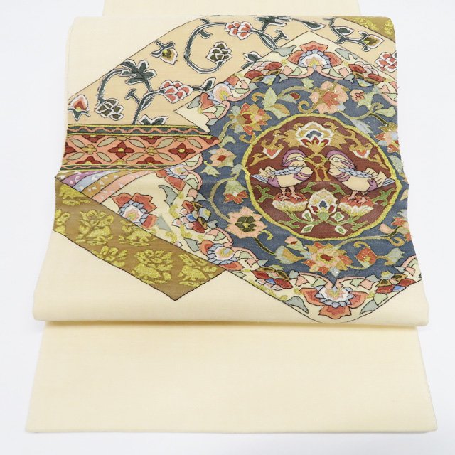 【 中古 】 袋帯 リサイクル 正絹 フォーマル 仕立て上がり お太鼓柄 明綴れ 花鳥の図 鳥の子色 多色 金 A1223-14 [結婚式 お宮参り お茶会 お茶席 茶道 七五三 式典 利休忌 送料無料 きもの北條]