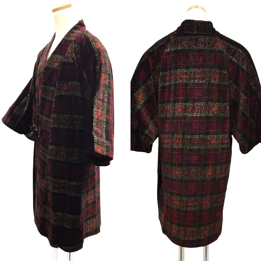 セール　京やM372 秋冬用着物コート 道中着コート 和装コート セミロング丈 ベルベット べっちん 船底袖 ラグラン袖 着物衿 袷仕立て チェック 格子柄 袷仕立て フォーマル〜カジュアルまで 着物コート 道行コート 仕立て上がり 美品 塵除け 道行 羽織 道中着 送料無料