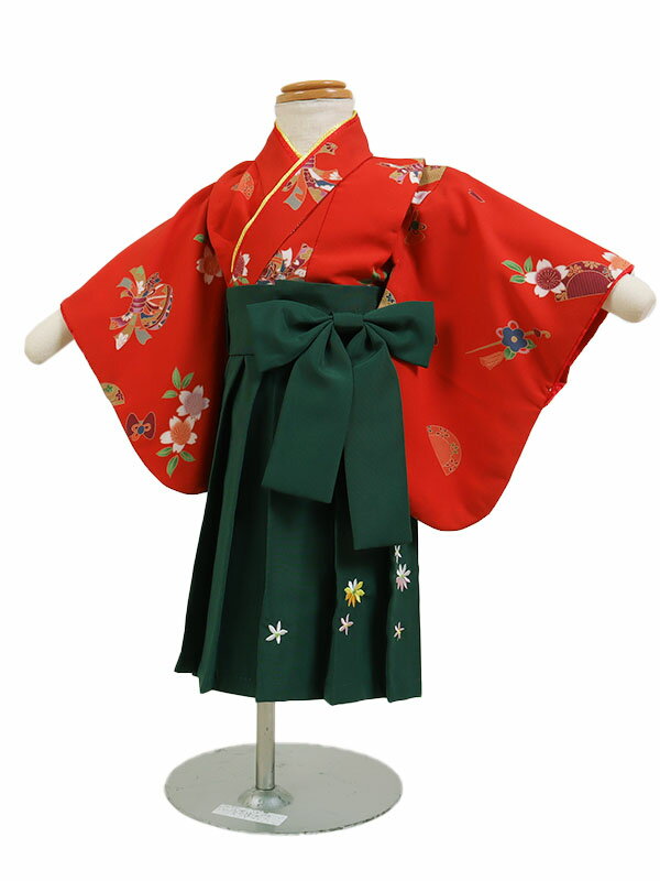 ご予約についてのお問い合わせ 着物のサイズやご予約についてご不明な点がございましたら、電話・メールにてお気軽にお問合せくださいませ。 ■TEL：0120-61-1717 ■MAIL：info@kimono-rental.net商品詳細〔 ベビー着物レンタル 〕 ■色：赤系×緑系 ■柄：桜・鞠など 着物と袴がつながった一体型。 マジックテープでワンタッチらくらく着付け！ ■生地：合成繊維 ■寸法身丈56cm・裄32cm・袖丈31cm ■対応サイズ 対応身長：～80cm前後(0～1歳) ※詳しくは着物選びのポイントをご確認ください。 レンタル期間は「3泊4日」になります。 通常、ご利用日2日前にお届け、ご利用日翌日までにご返送頂きます。延長レンタルも承っております。 ご注文前に レンタル規約をご確認下さい。 ご不明な点等ございましらお気軽にお問い合わせ下さいませ。