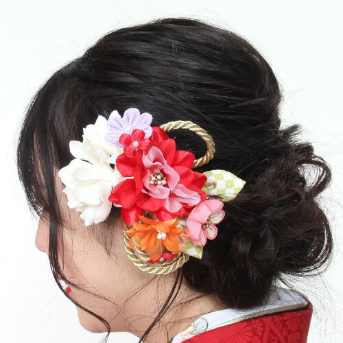 送料無料 髪飾り 成人式 2点セット 花 コサージュ コーム式 Uピン式 ヘアアクセサリー 振袖向け 卒業式 日本製 レッド 金色 桜 サクラ