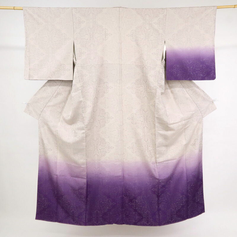 【中古】特選 お召 付下げ 煌びやかアラベスク文様 セミフォーマル 薄梅鼠色 身丈155.5cm 裄丈62.5cm 袷正絹着物 SP9-8 ssize 和装 きもの リサイクル着物 春秋冬 入卒園式 入学 卒業式 お宮参り 七五三 披露宴 パーティ［きものふりく］